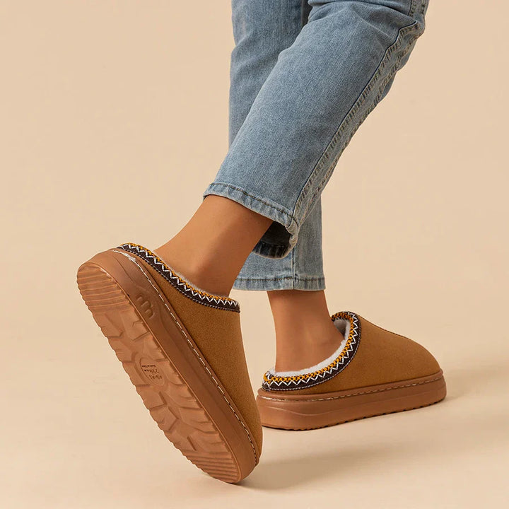Dina Slippers