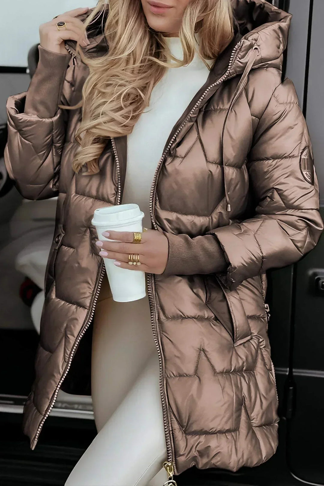 Eliza | Elegant winter coat with hood and padding